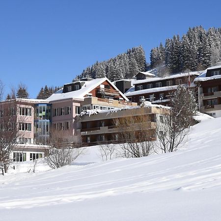 Ferien- Und Familienhotel Alpina Adelboden Dış mekan fotoğraf