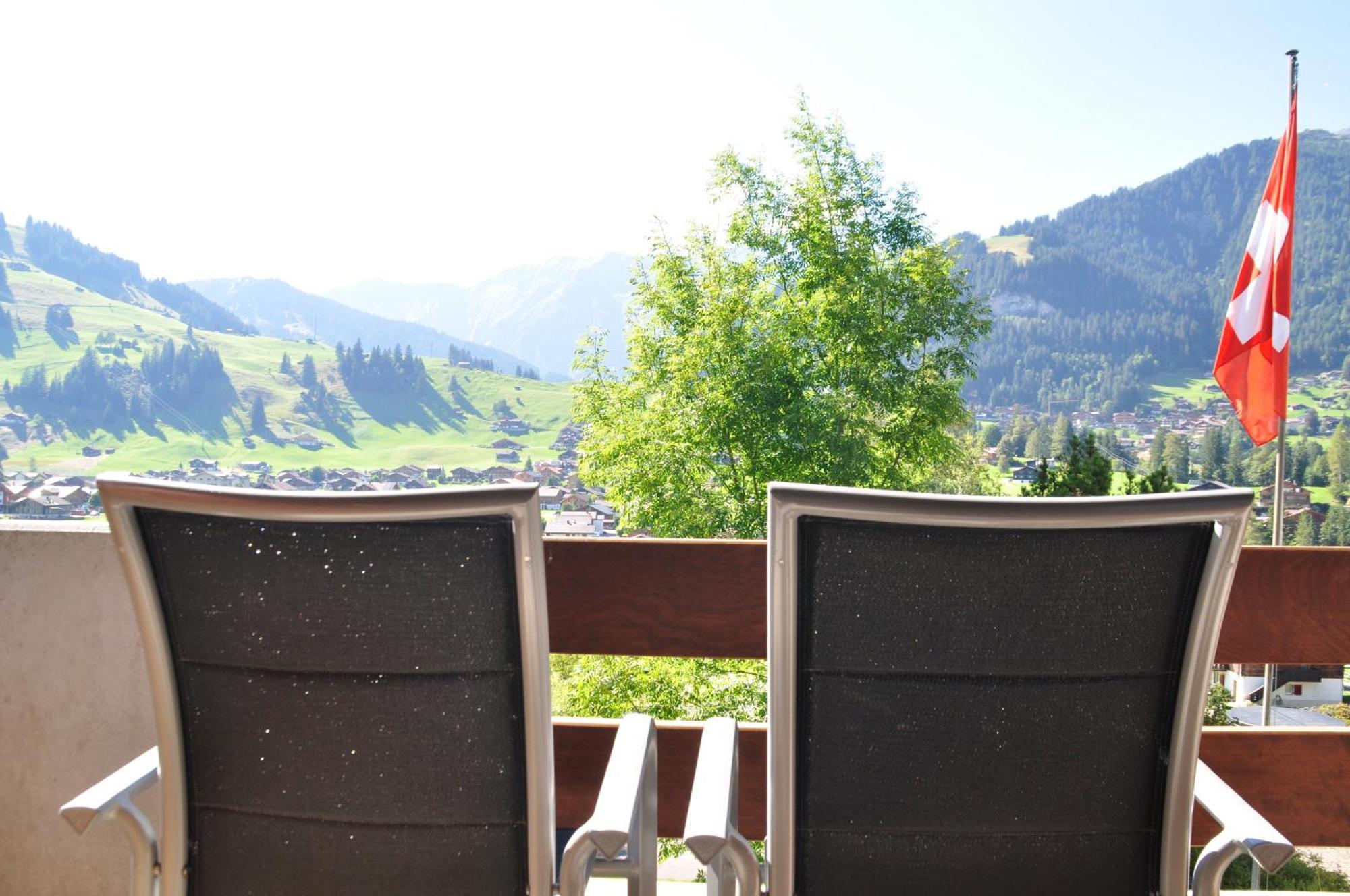 Ferien- Und Familienhotel Alpina Adelboden Dış mekan fotoğraf