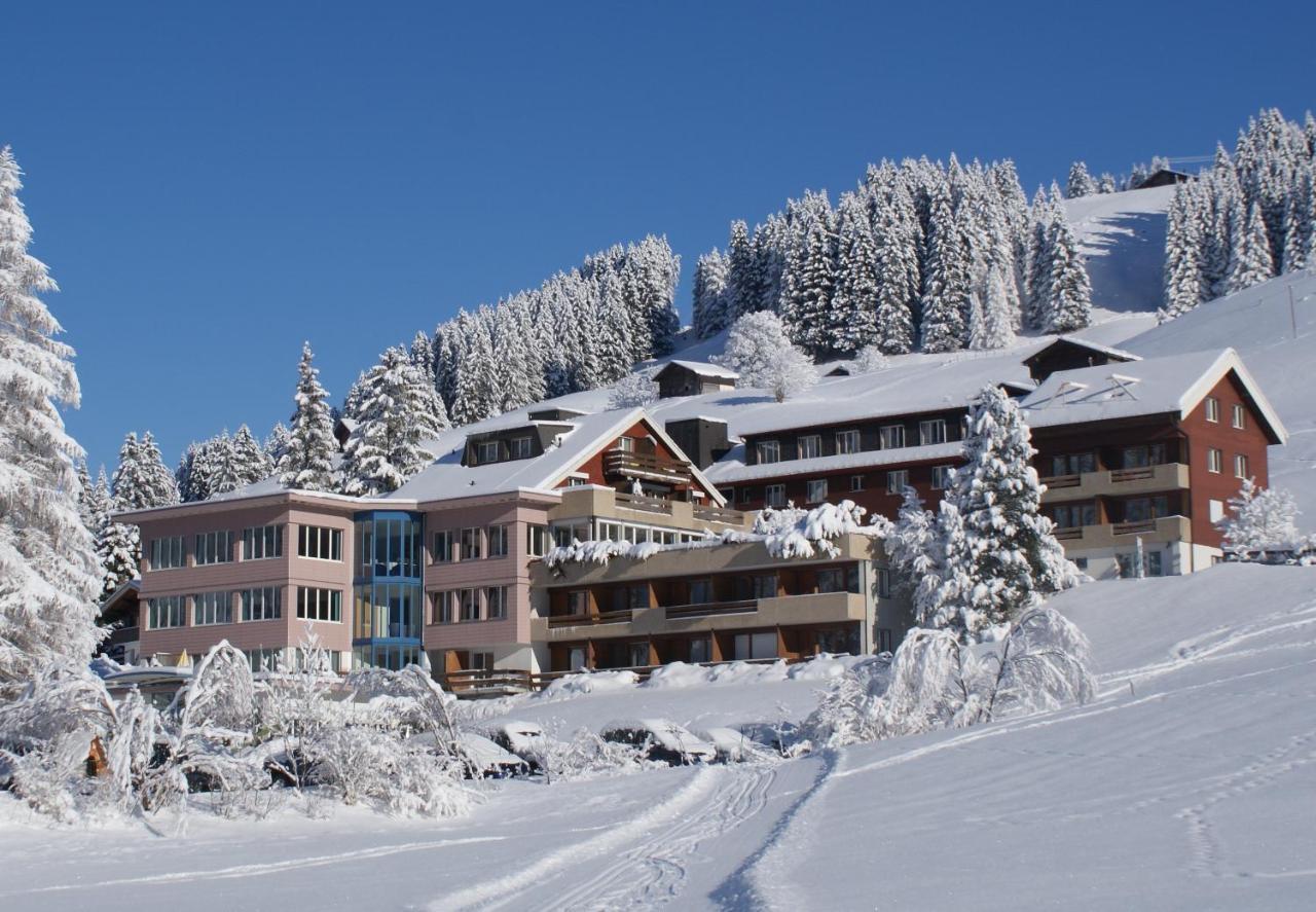 Ferien- Und Familienhotel Alpina Adelboden Dış mekan fotoğraf